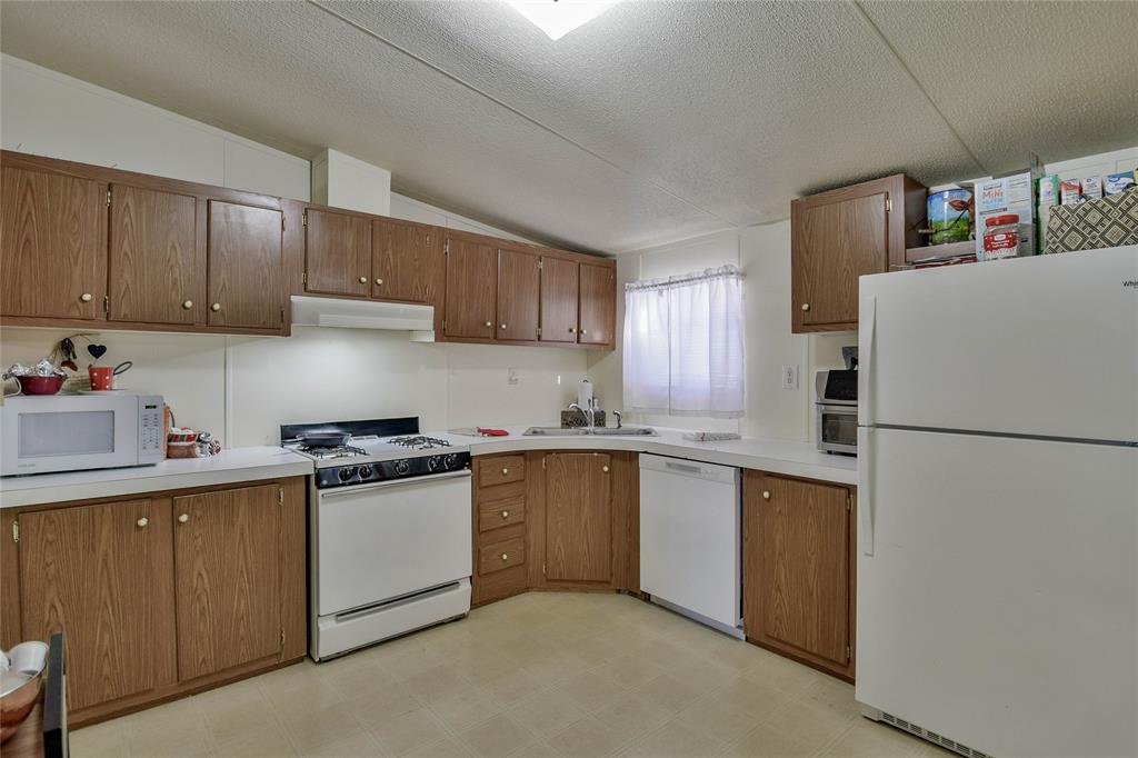 Aiken W J Ne - Residential