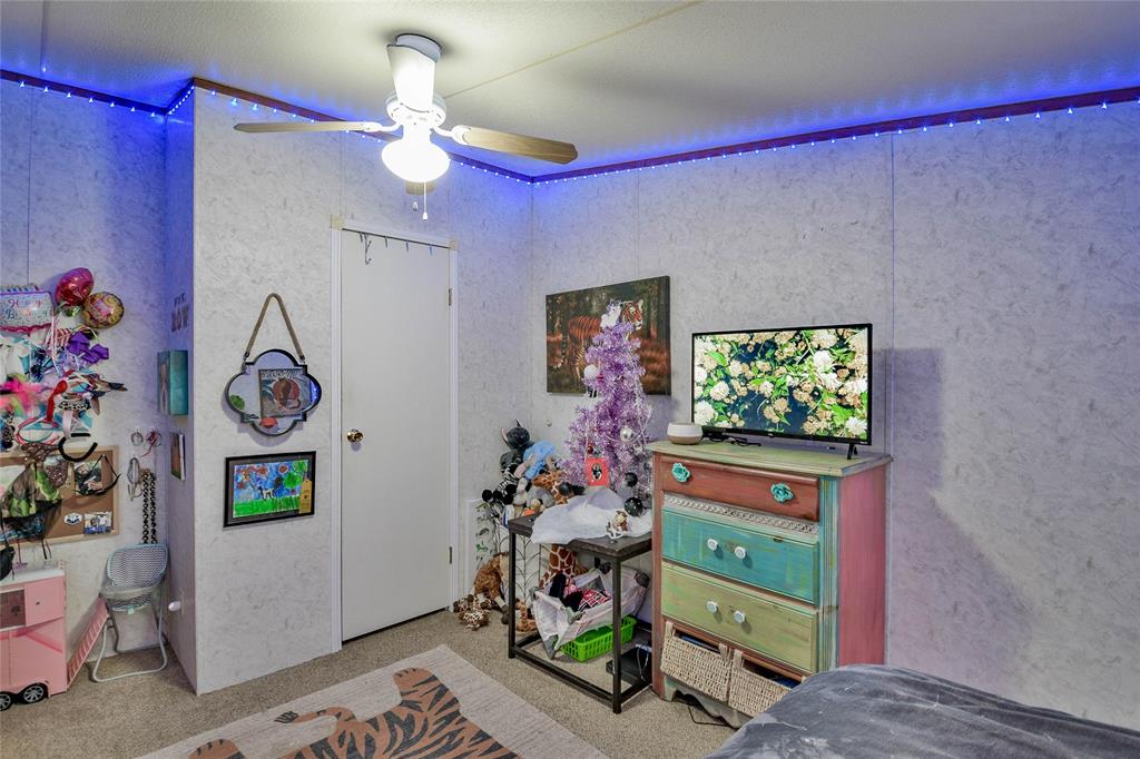 Aiken W J Ne - Residential