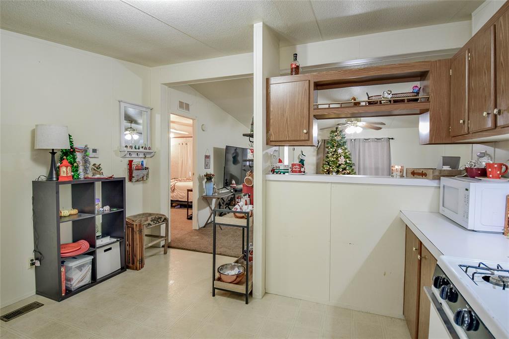 Aiken W J Ne - Residential