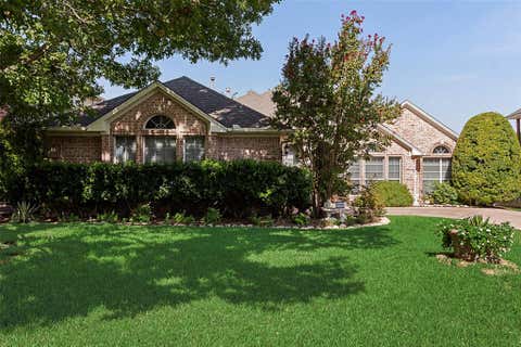 Photo of 6312 Southern Hills Drive, Fort Worth, TX 76132 (MLS # 21366947)