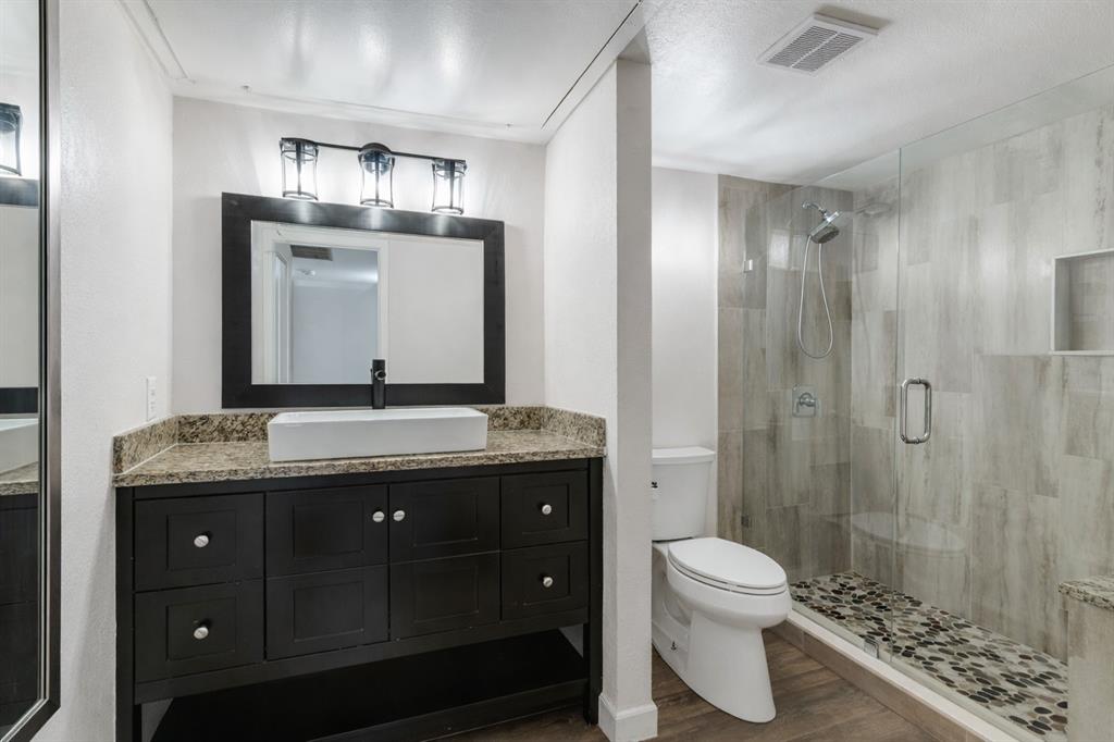 River Oaks Condos - Residential