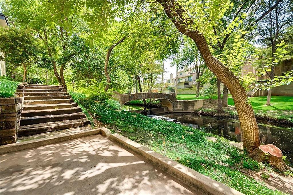 River Oaks Condos - Residential