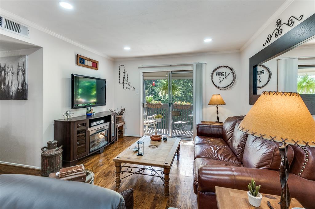 River Oaks Condos - Residential