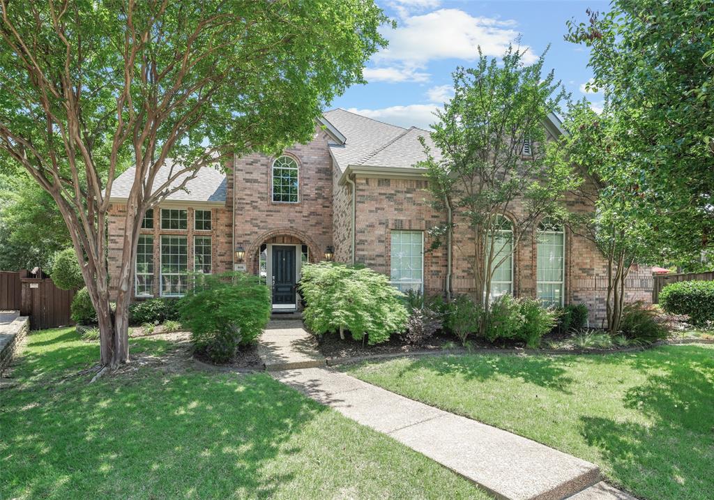 816 Lakeridge Drive