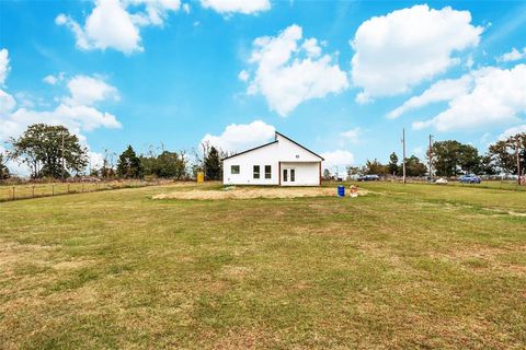 Tiny photo for 2125 RS COUNTY ROAD 3150, Emory, TX 75440 (MLS # 21101369)