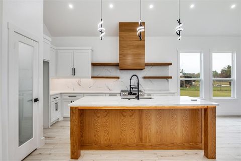 Tiny photo for 2125 RS COUNTY ROAD 3150, Emory, TX 75440 (MLS # 21101369)