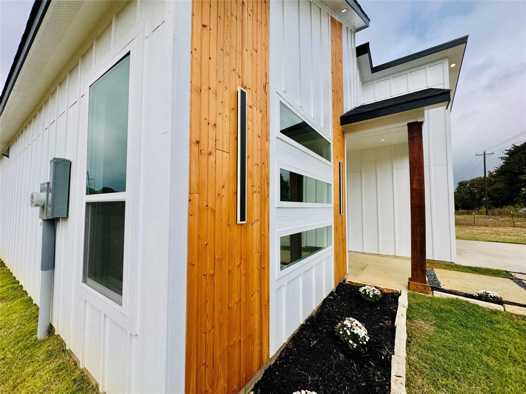 COOPER HAWKINS - Residential