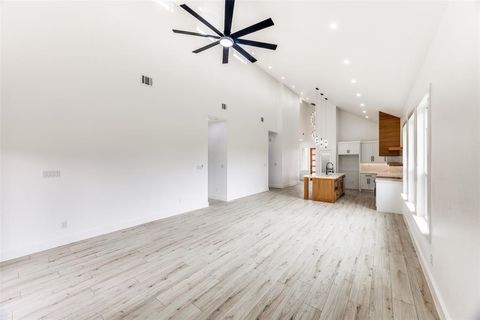 Tiny photo for 2125 RS COUNTY ROAD 3150, Emory, TX 75440 (MLS # 21101369)