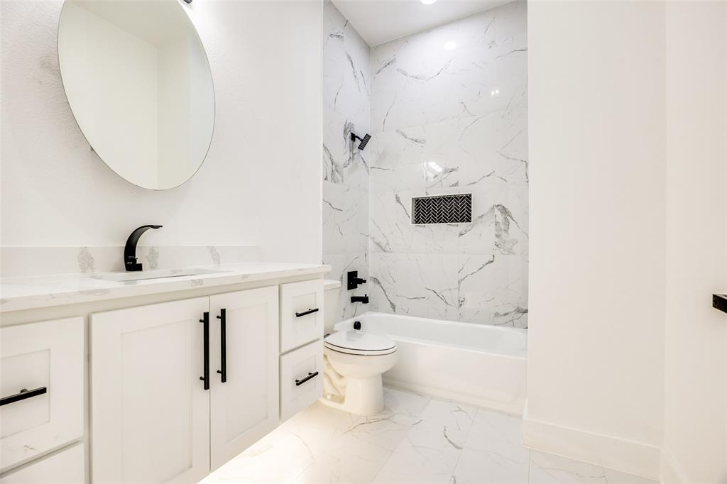 COOPER HAWKINS - Residential