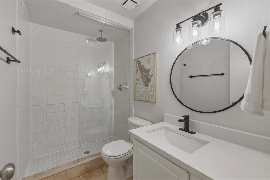 BELLA GARDENS CONDOS - Residential