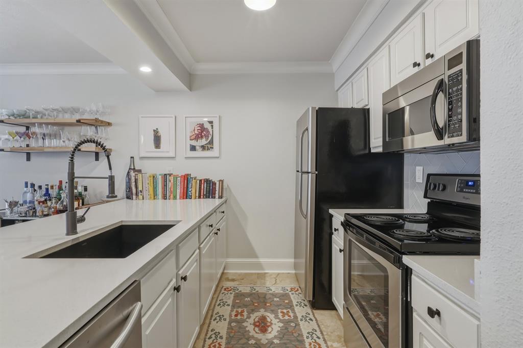 BELLA GARDENS CONDOS - Residential