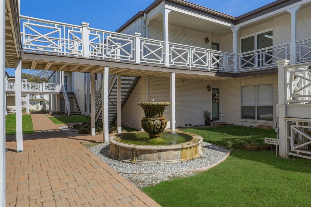 BELLA GARDENS CONDOS - Residential