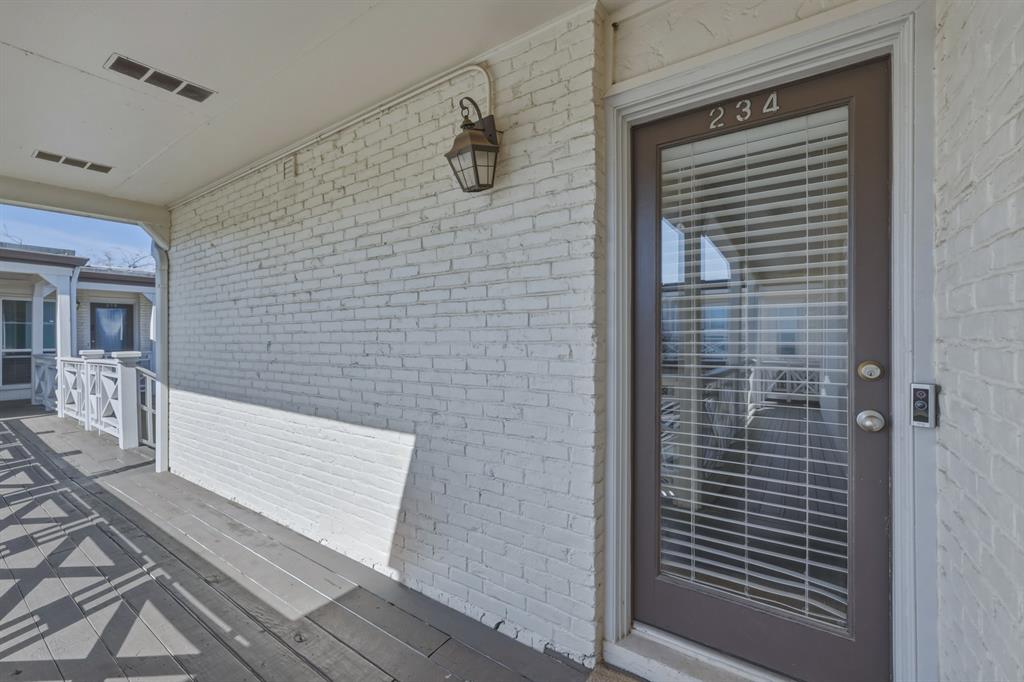 BELLA GARDENS CONDOS - Residential