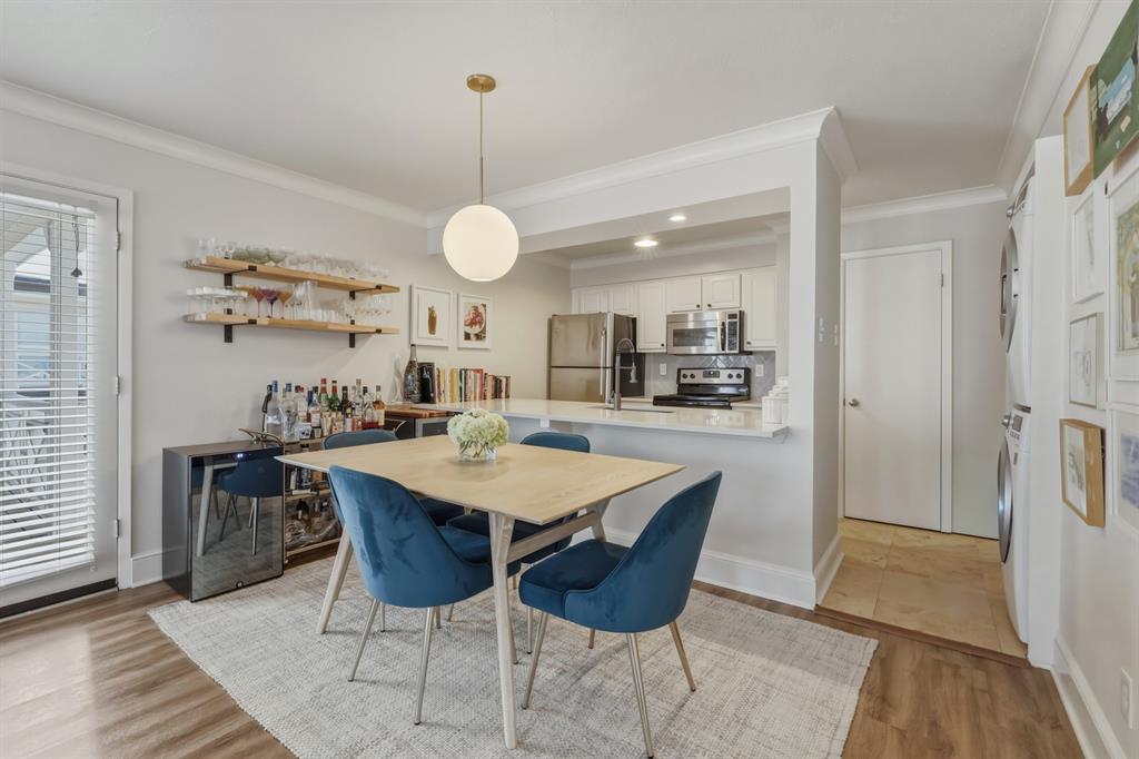 BELLA GARDENS CONDOS - Residential