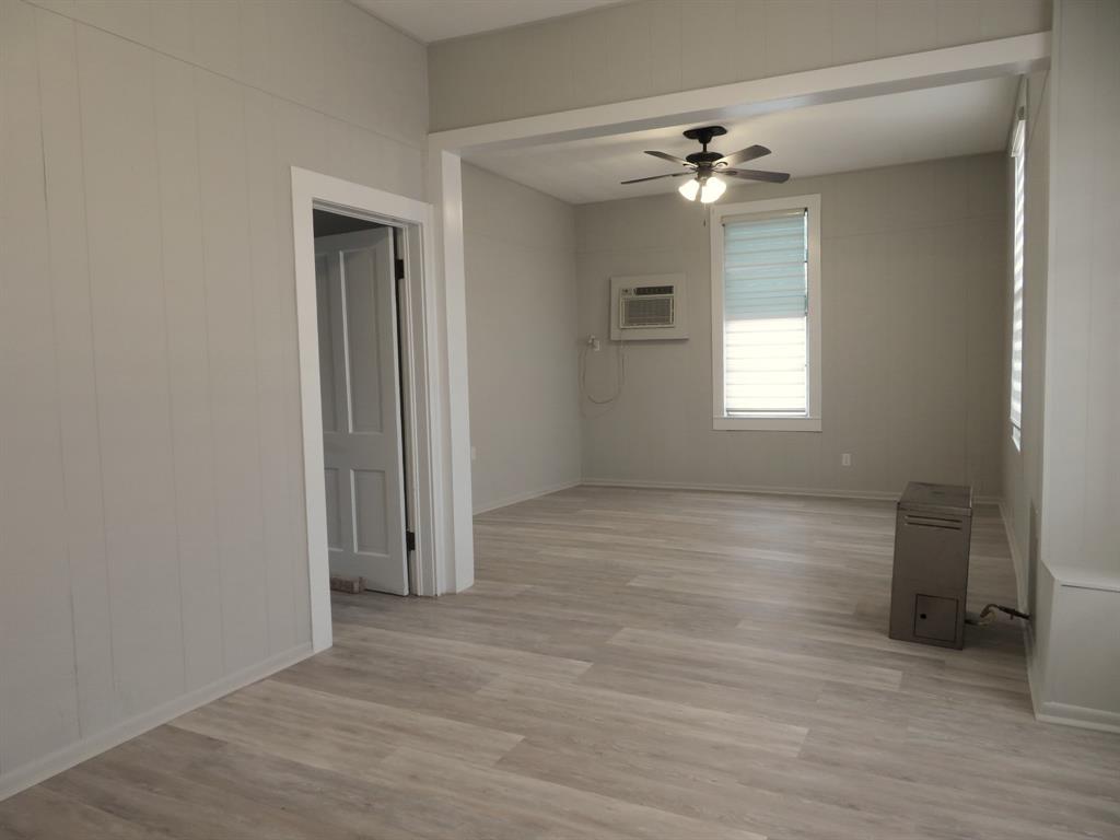 Cameron Add Town Coleman - Residential