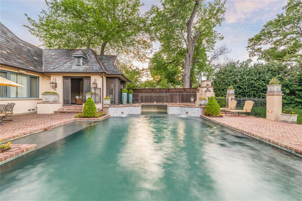 Part John McDowell Abs 922 - Residential