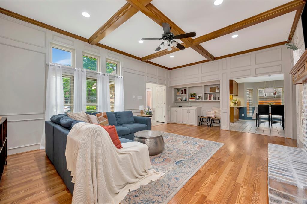 5517 Chimney Rock Road