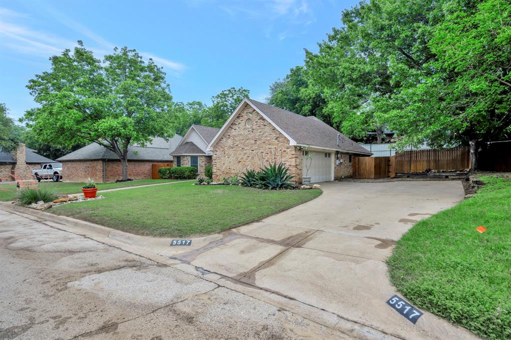 5517 Chimney Rock Road