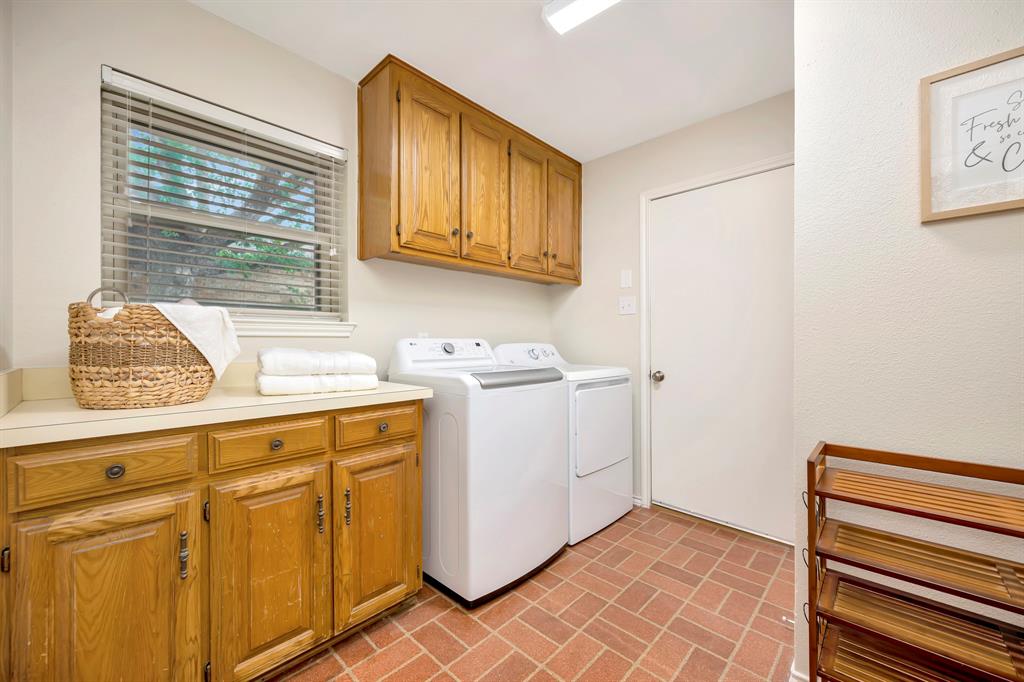 Aspen Woods - Residential