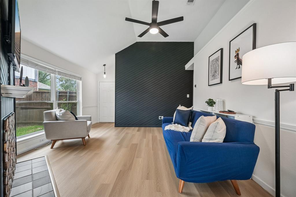 924 Ramblewood Drive