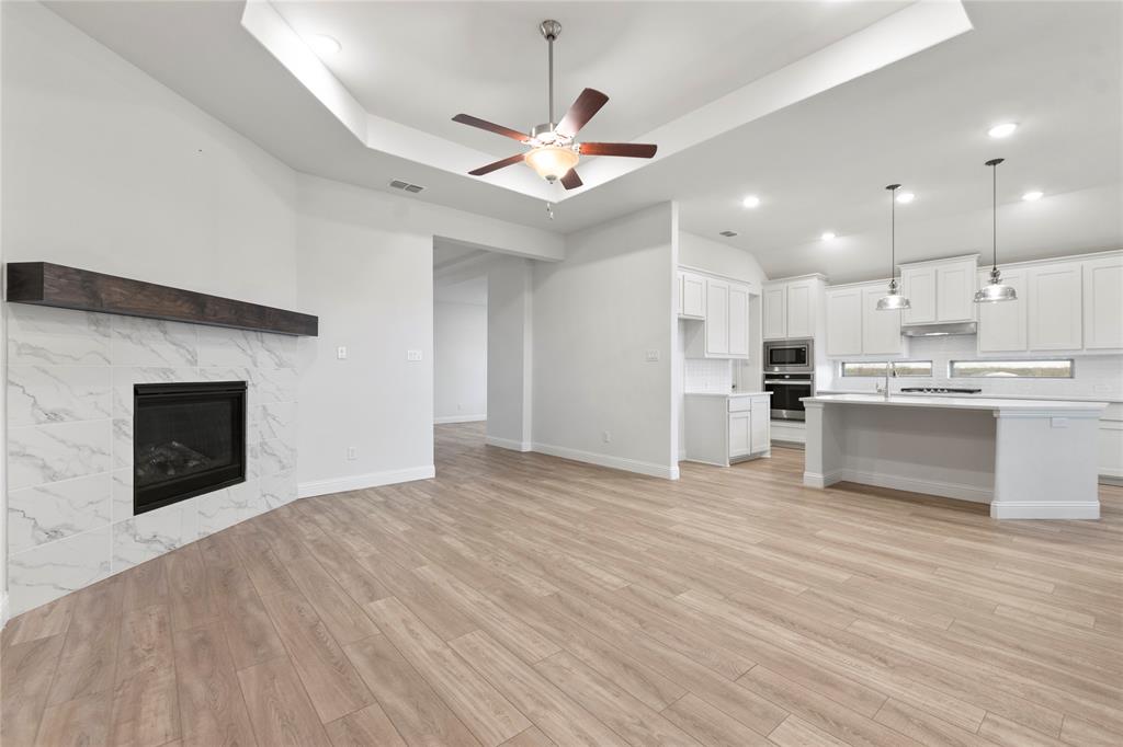 Woodland Crk Ph 3 - Residential Lease