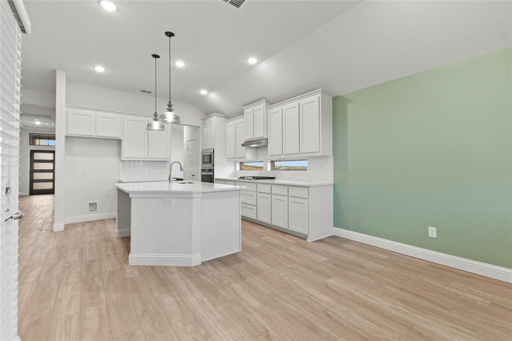 Woodland Crk Ph 3 - Residential Lease