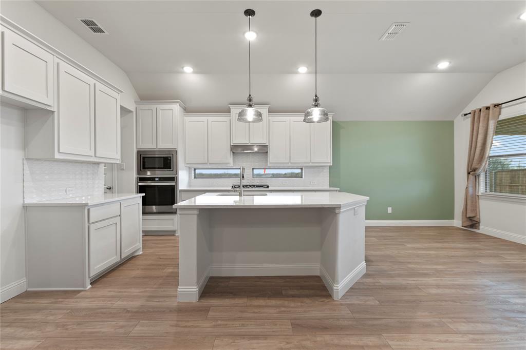 Woodland Crk Ph 3 - Residential Lease