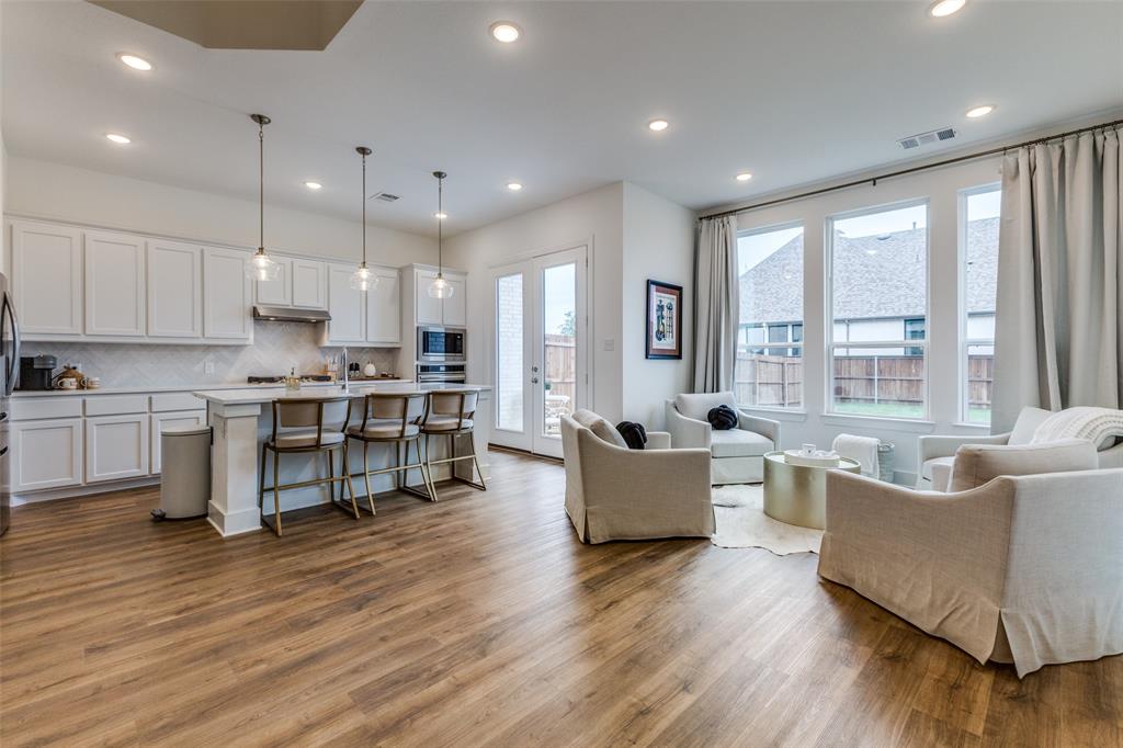 Devonshire Vlg 11 - Residential