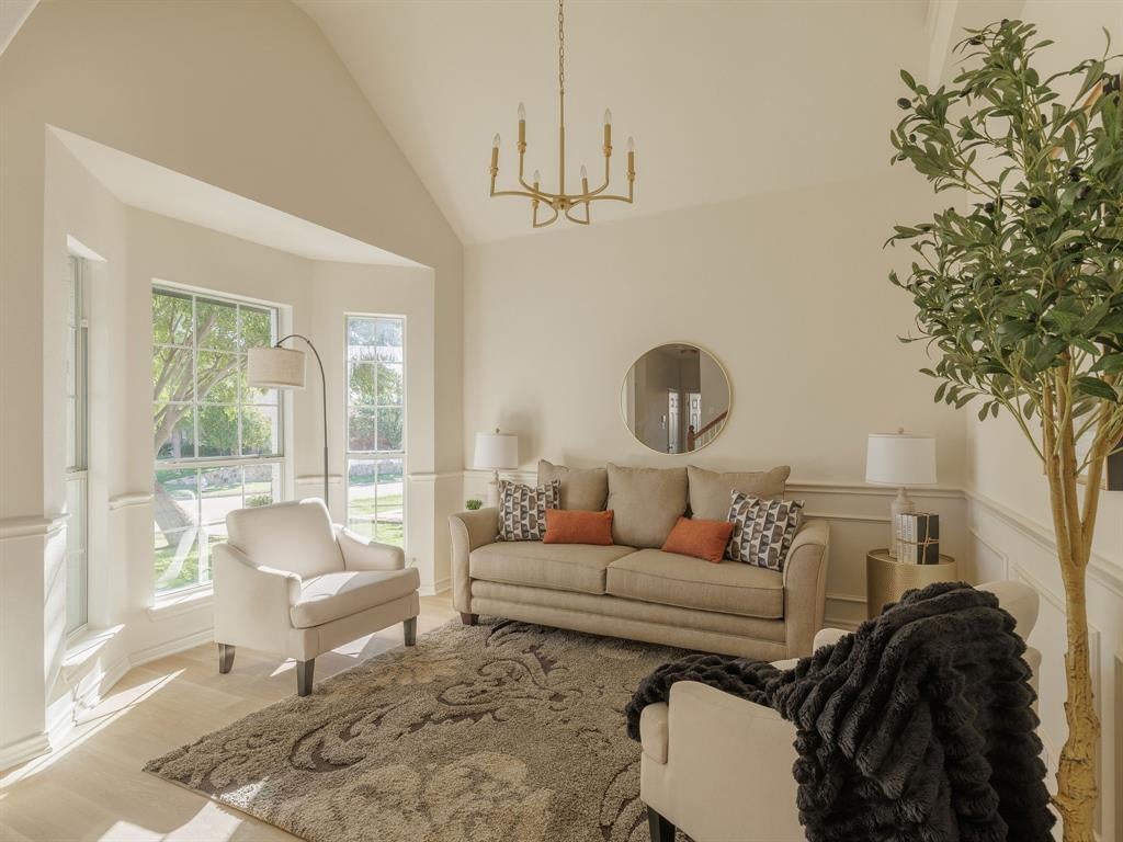 2807 Saint Maria Drive