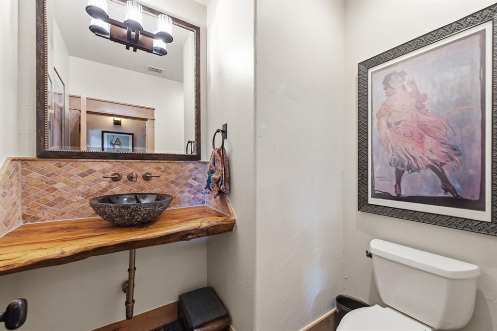 1165 Grandview Drive
