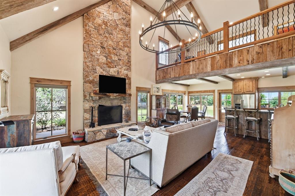 1165 Grandview Drive