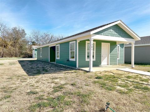 A home in Mineral Wells