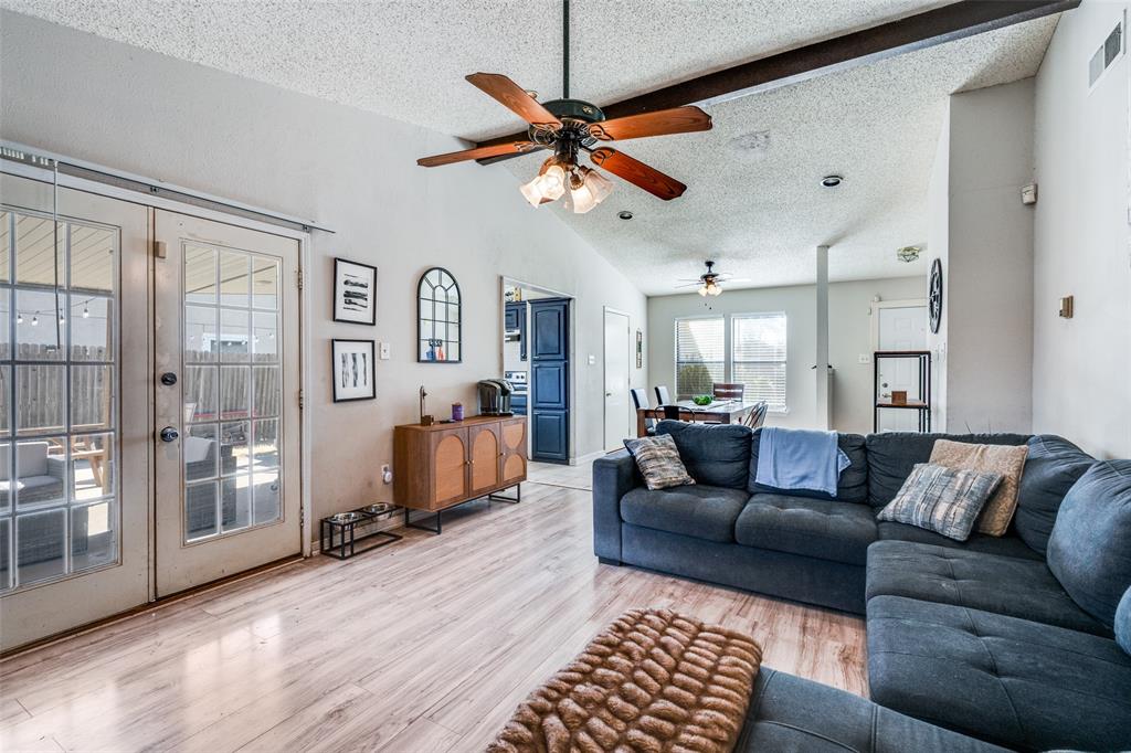 1415 Colonnade Drive