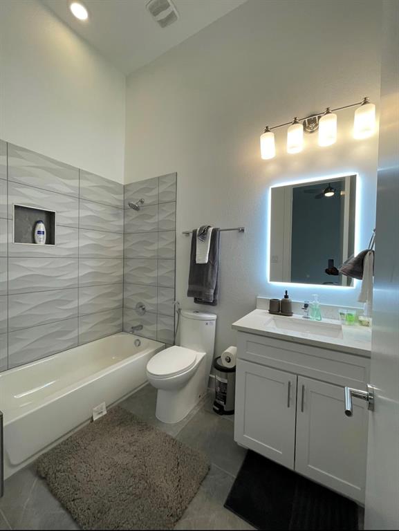 Westport Lakeview Villas - Residential