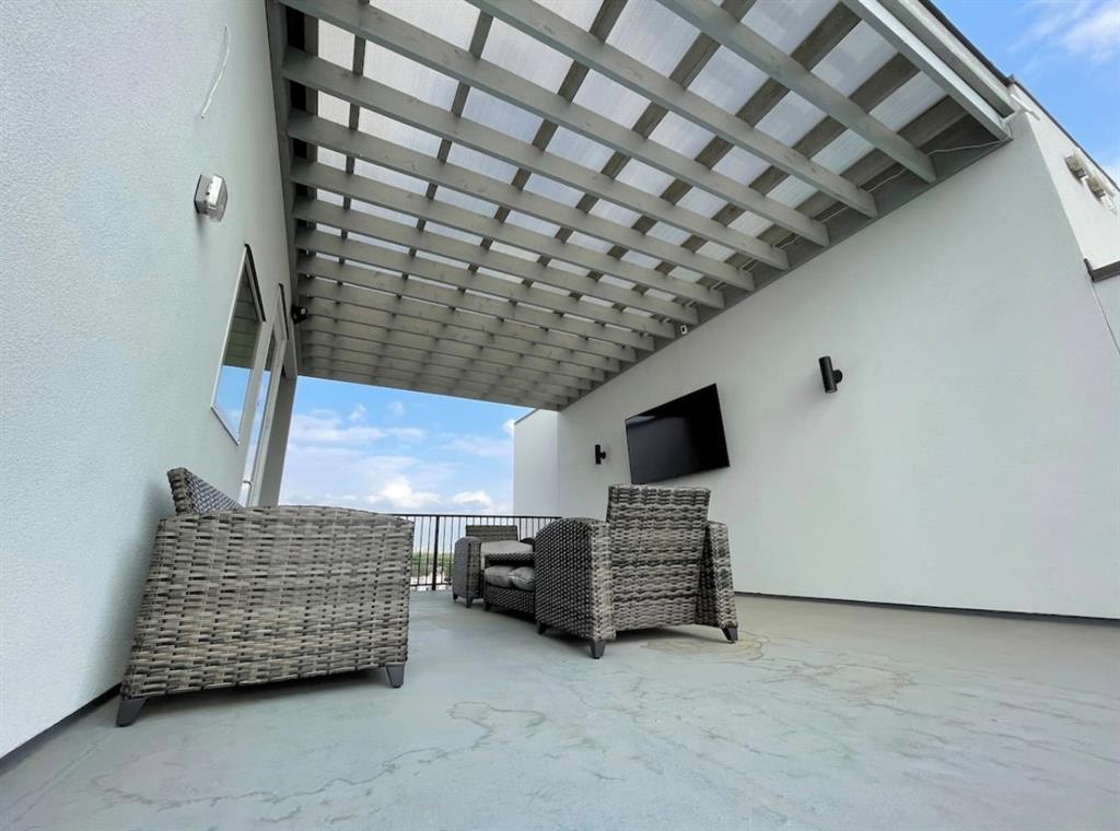 Westport Lakeview Villas - Residential