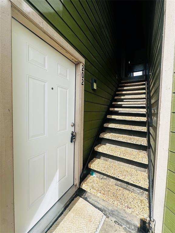 Richland Trace Condos - Residential