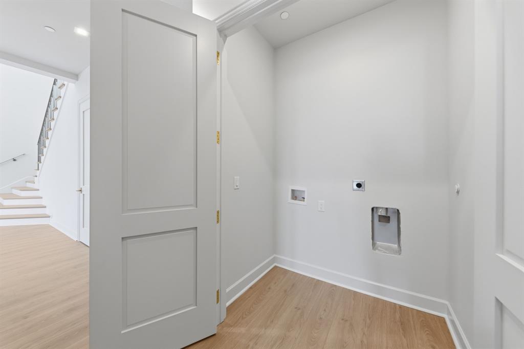 Mansfield R A - Residential