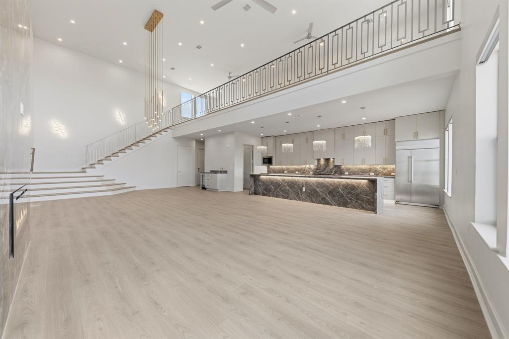 Mansfield R A - Residential