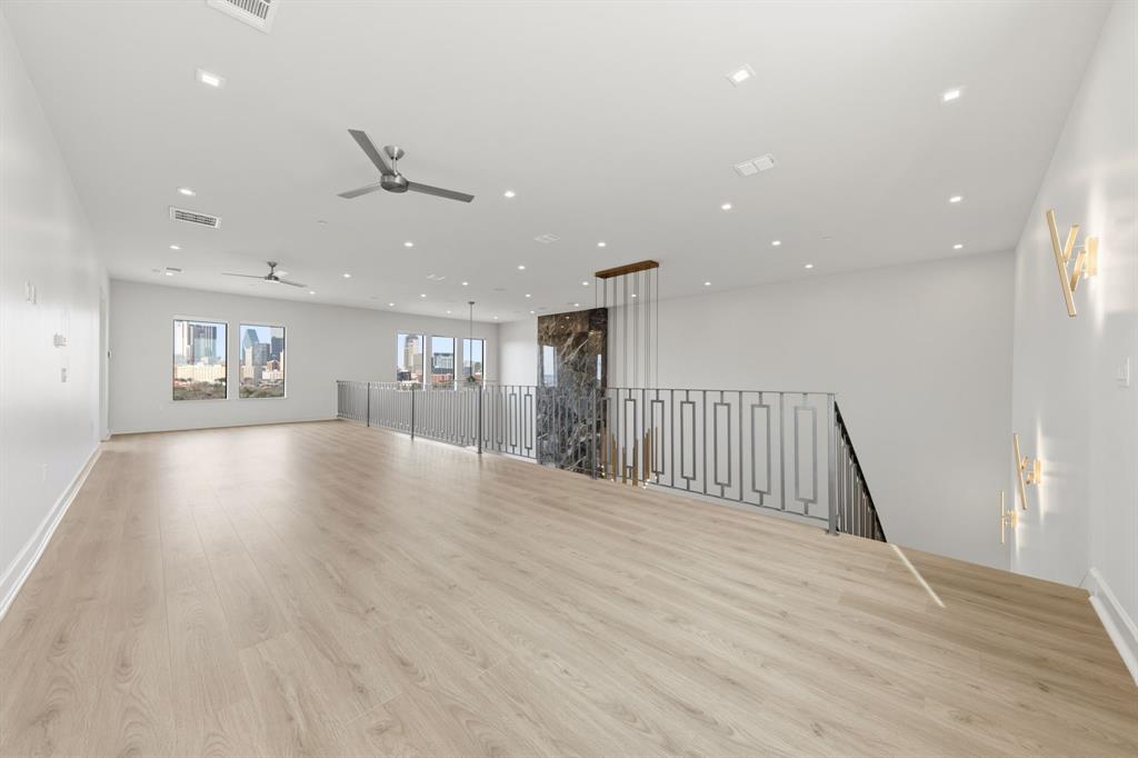 Mansfield R A - Residential