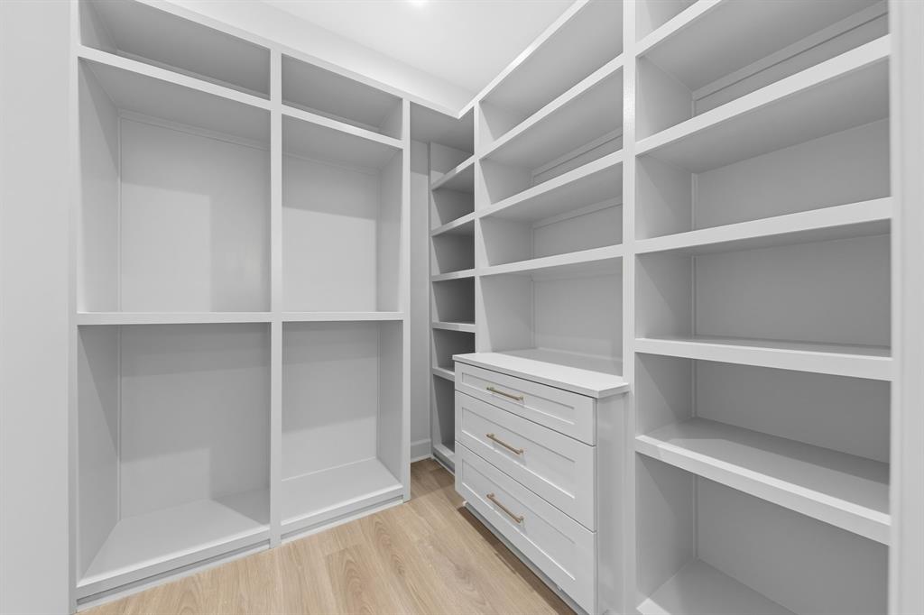 Mansfield R A - Residential