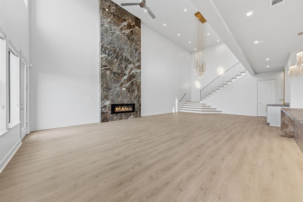 Mansfield R A - Residential