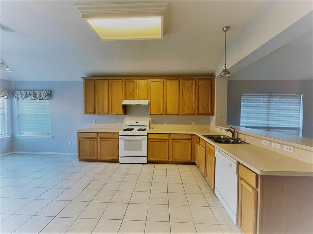 Legend Trails Ph 03 - Residential Lease