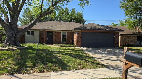 6020 Birchill Road Watauga TX 76148