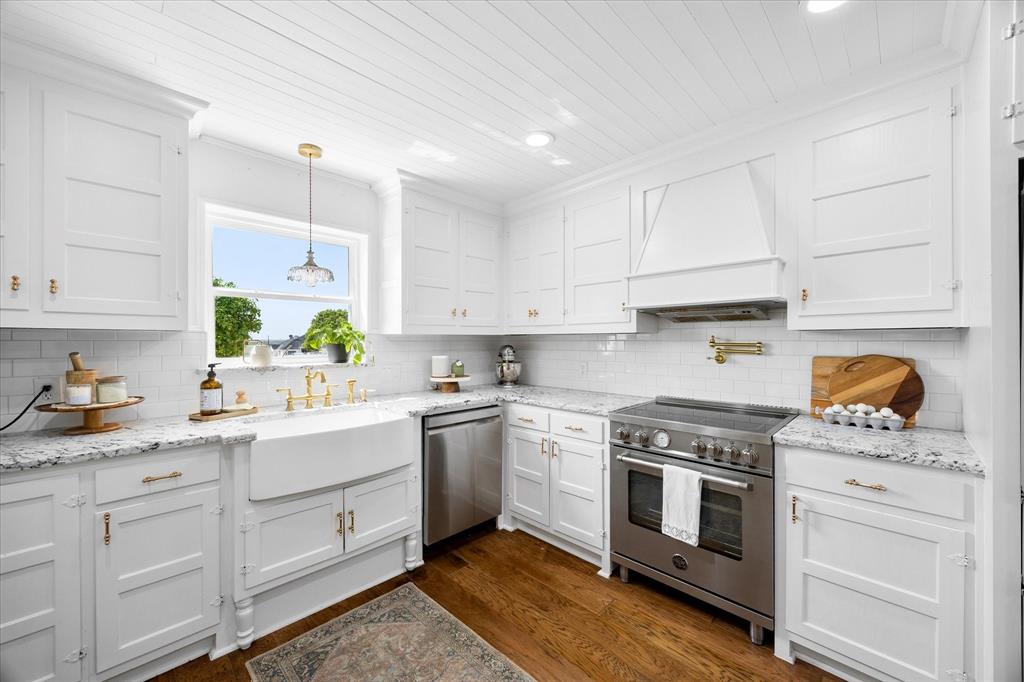 Breezy Hill-Unrecorded - Residential