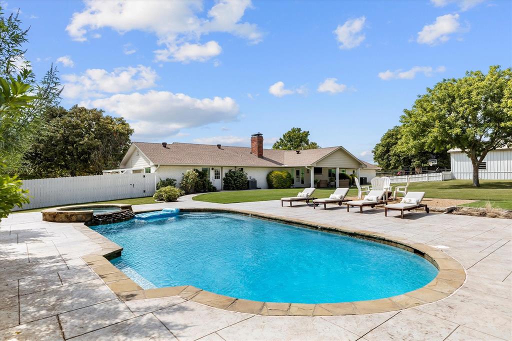 Breezy Hill-Unrecorded - Residential