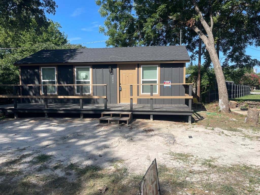 Photo of 3849 Boquillas Circle, Granbury, TX 76048 (MLS # 21313029)