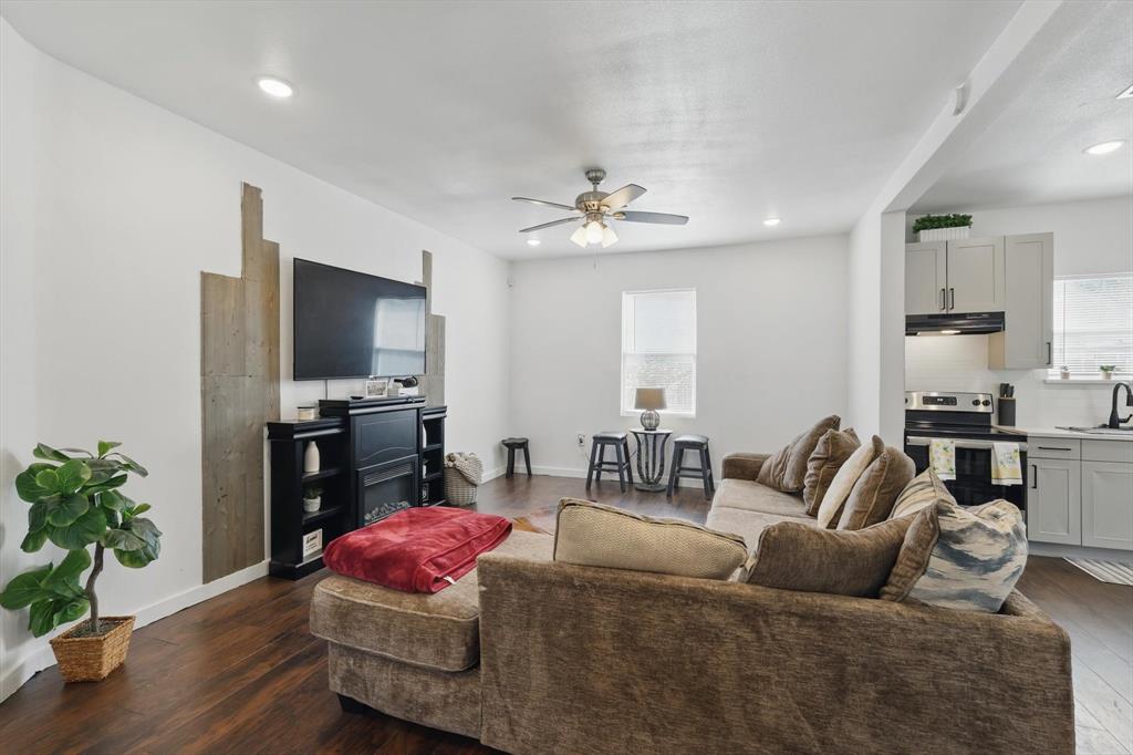 408 W Wardville
