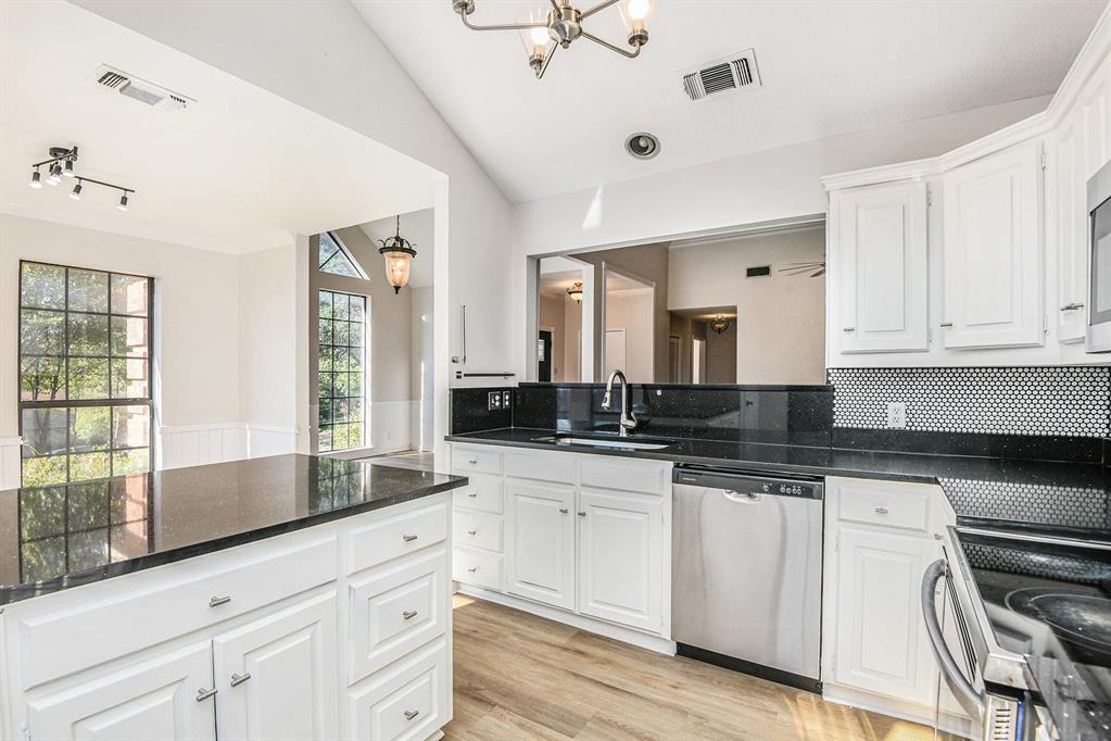 Lake Country Estates Add - Residential