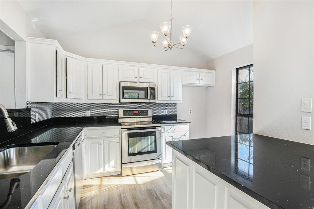 Lake Country Estates Add - Residential