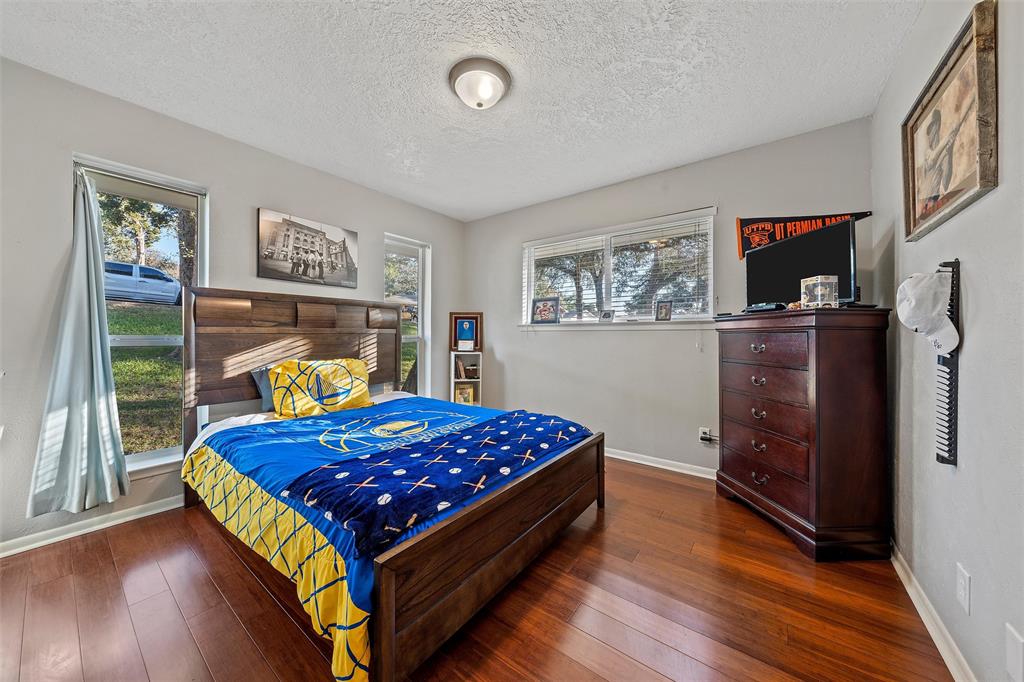 MIDWAY HTS - Residential